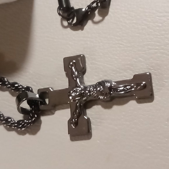 Men's black rope chain with cross. 316 stainless steel. - Picture 2 of 3